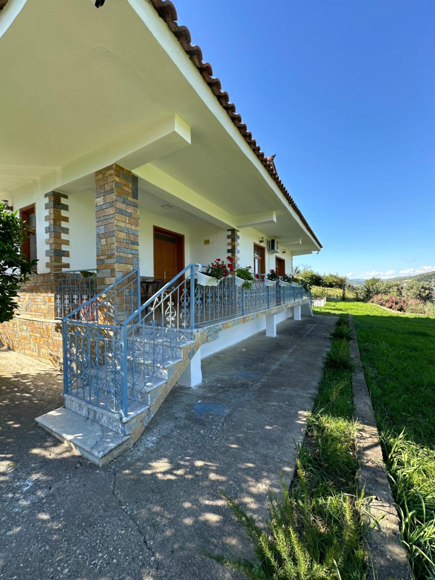 Vila Ardea Villa Berat Exterior foto